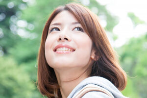 白い詰め物・被せ物